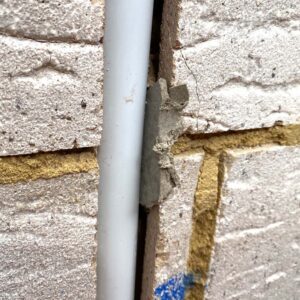 Cable chasing tool for pipes